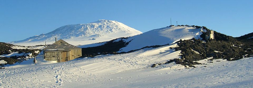 Monatelang der einzige Schutz für die Mannschaft der “Nimrod”-Expedition: "Shackleton´s Hut" am Fuß des Mt. Erebus