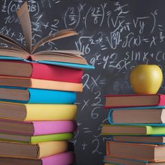 Bücher, Schule, Schulbücher, Bücherstapel