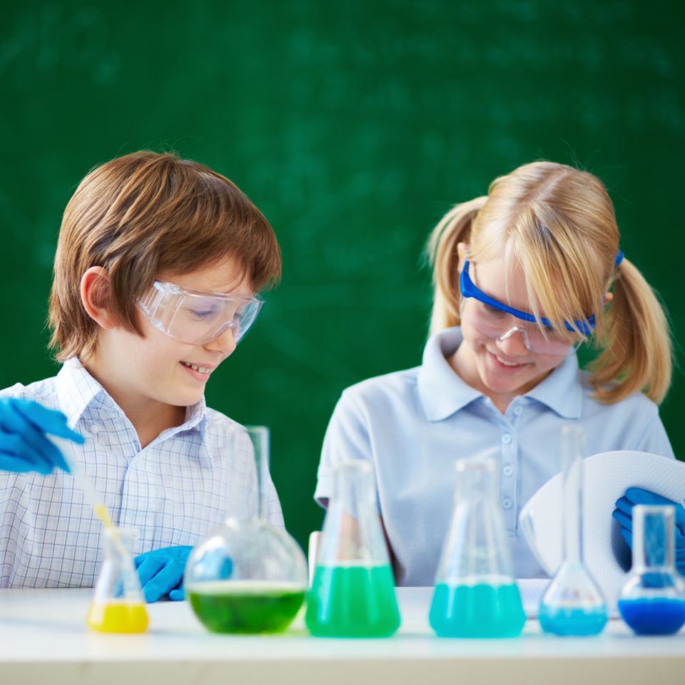 Basteln: Experimente für Kinder