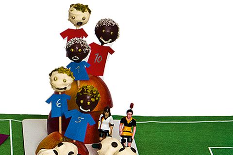 Rezept: Fußball-Cakepops: "Kopfbälle"
