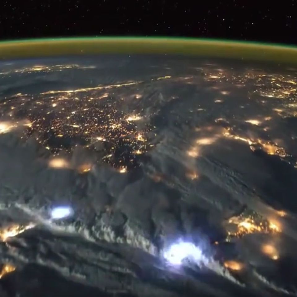 Astronaut Tim Peak: So sieht ein Gewitter vom All betrachtet aus