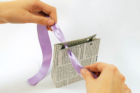 Basteln: Geschenktüte aus Papier