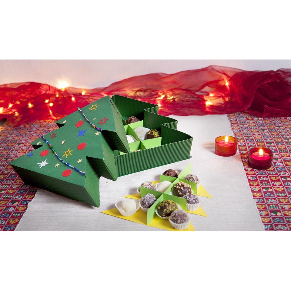 Bastelanleitung: Tannenbaum-Pralinenschachtel