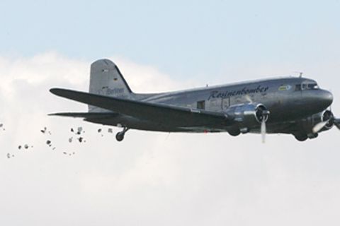 Rosinenbomber: Interview mit Pilot Gail Halvorsen