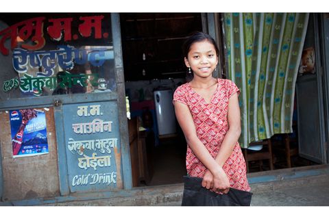 Fotostrecke: Unicef Nepal: Parmila darf lernen