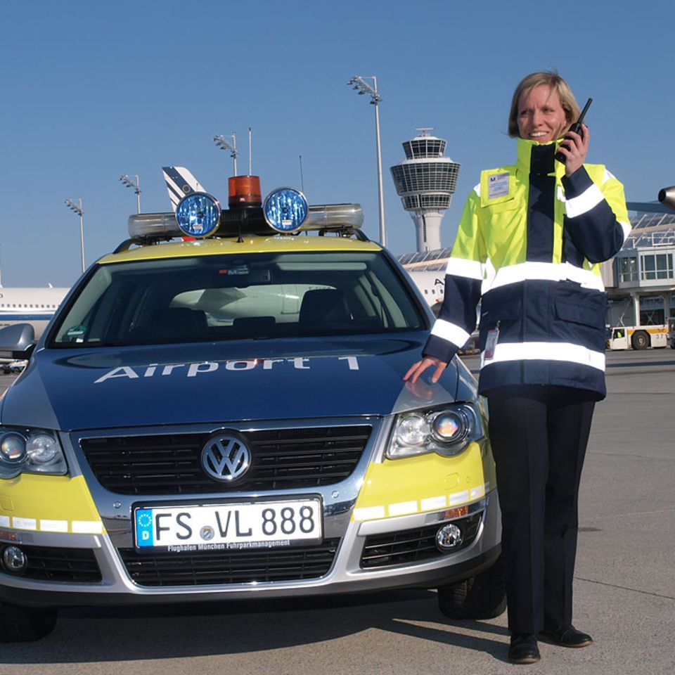 Beruf: Verkehrsleiterin: "Wir sind die Rollfeld-Polizei"