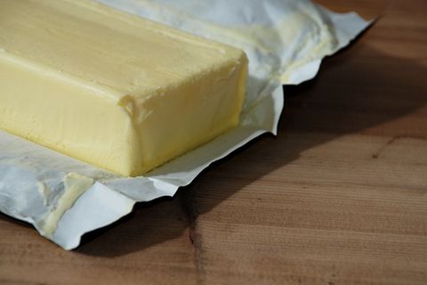 Redewendung: Butter bei die Fische geben