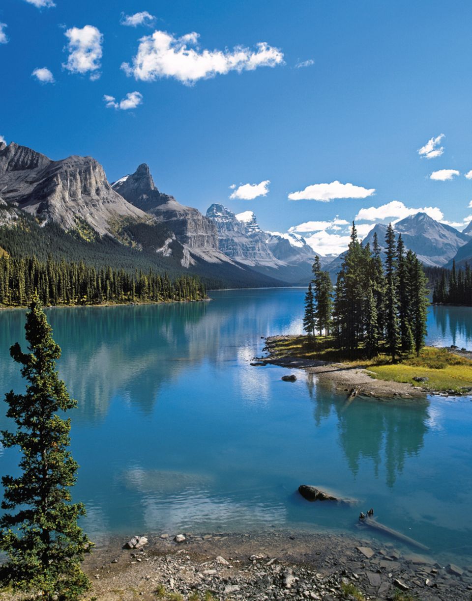Maligne Lake, einer der schönsten Seen Kanadas Maligne Lake, einer der schönsten Seen Kanadas