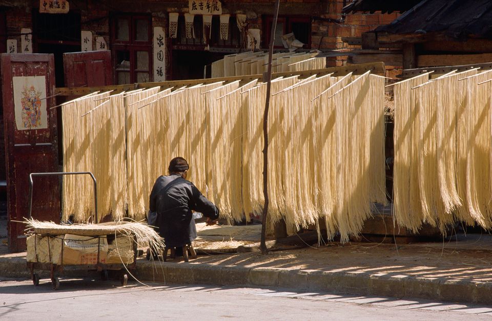 Geschichte: Die Reise der Nudel - [GEOLINO]