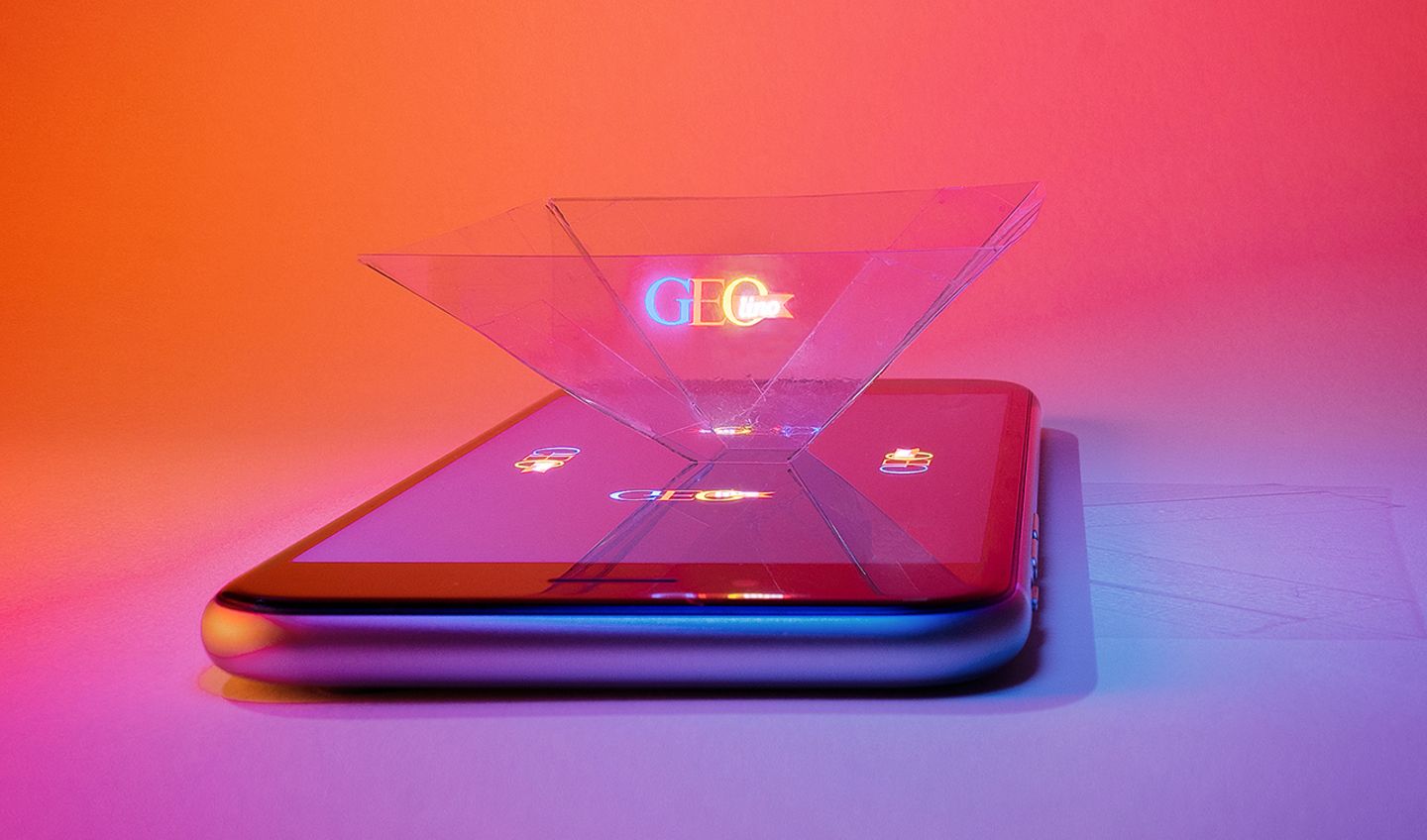 Hologramm Projektor mit einem Smartphone