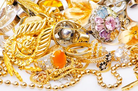 Das meiste Gold wird zu Schmuck verarbeitet - [GEOLINO]