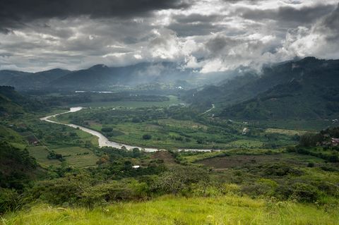 Reventazon Costa Rica