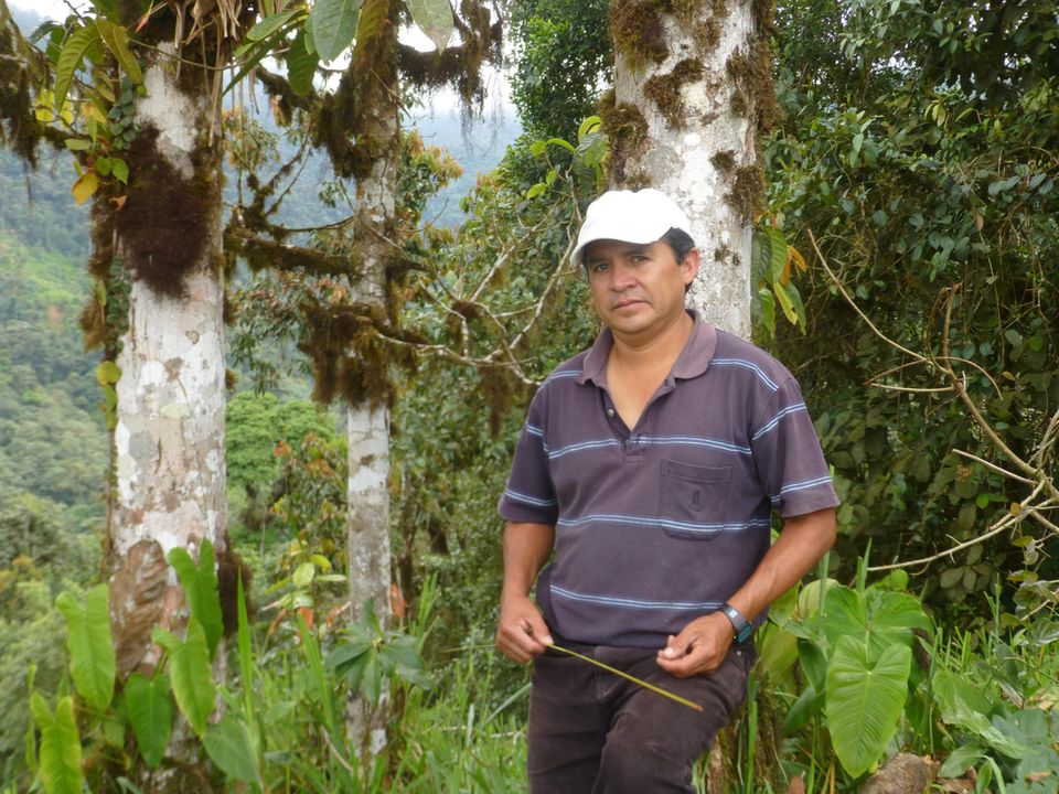 Armando Almeida ist bei DECOIN für die Begutachtung und Vermessung der Waldflächen verantwortlich