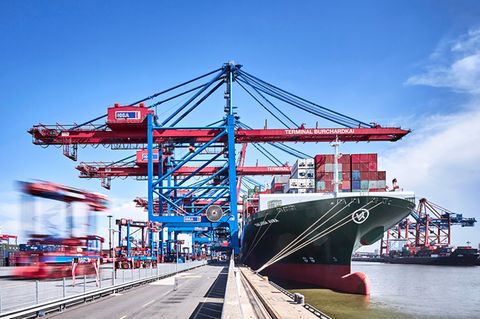 Containerbrücken am HHLA Container Terminal Altenwerder