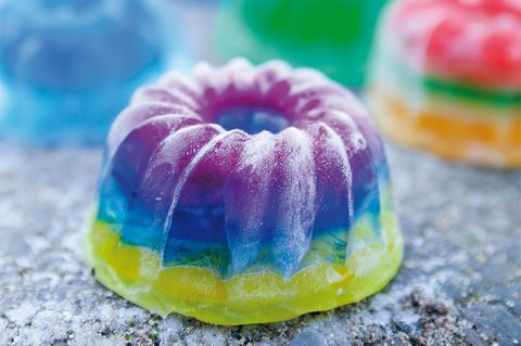 Bunter Mini-Kuchen aus Eis