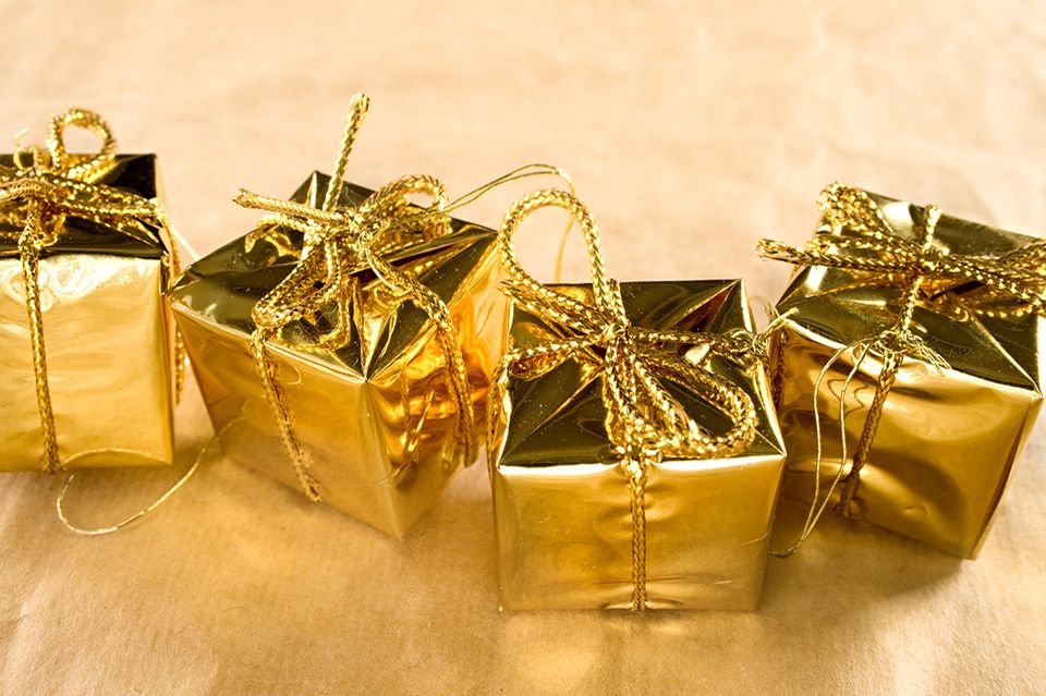 Goldene Geschenke zum Wichteln an Weihnachten