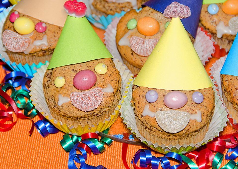 Faschings-Rezept: Lustige Clown-Muffins - [GEOLINO]