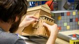 Modellbauer im Miniaturwunderland Hamburg