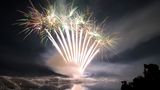 Feuerwerk auf dem Jökulsárlón