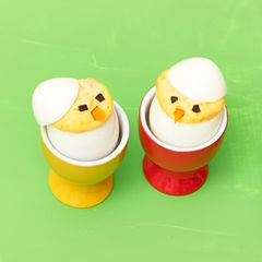Eier Küken zu Ostern