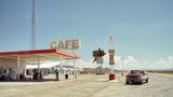 Roy's Cafe, Tankstelle