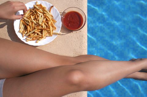 Pommes, Schwimmbad