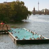 Badeschiff, Berlin, Spree