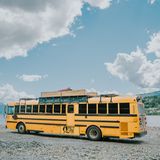 Rollendes Hostel am Strand