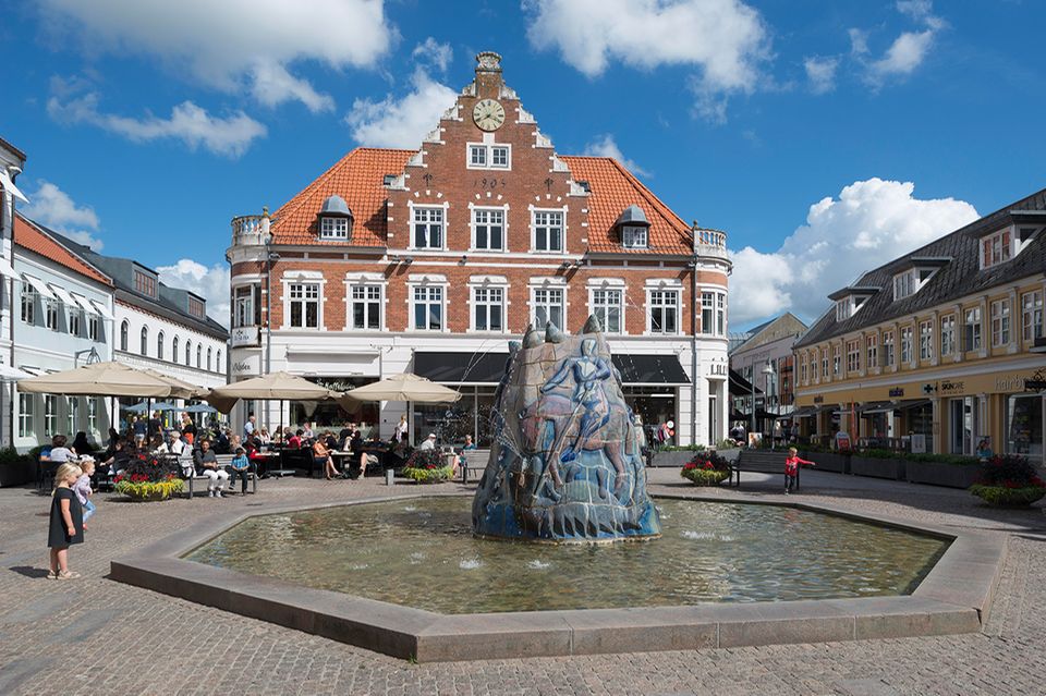 Marktplatz in Hostebro, Jütland