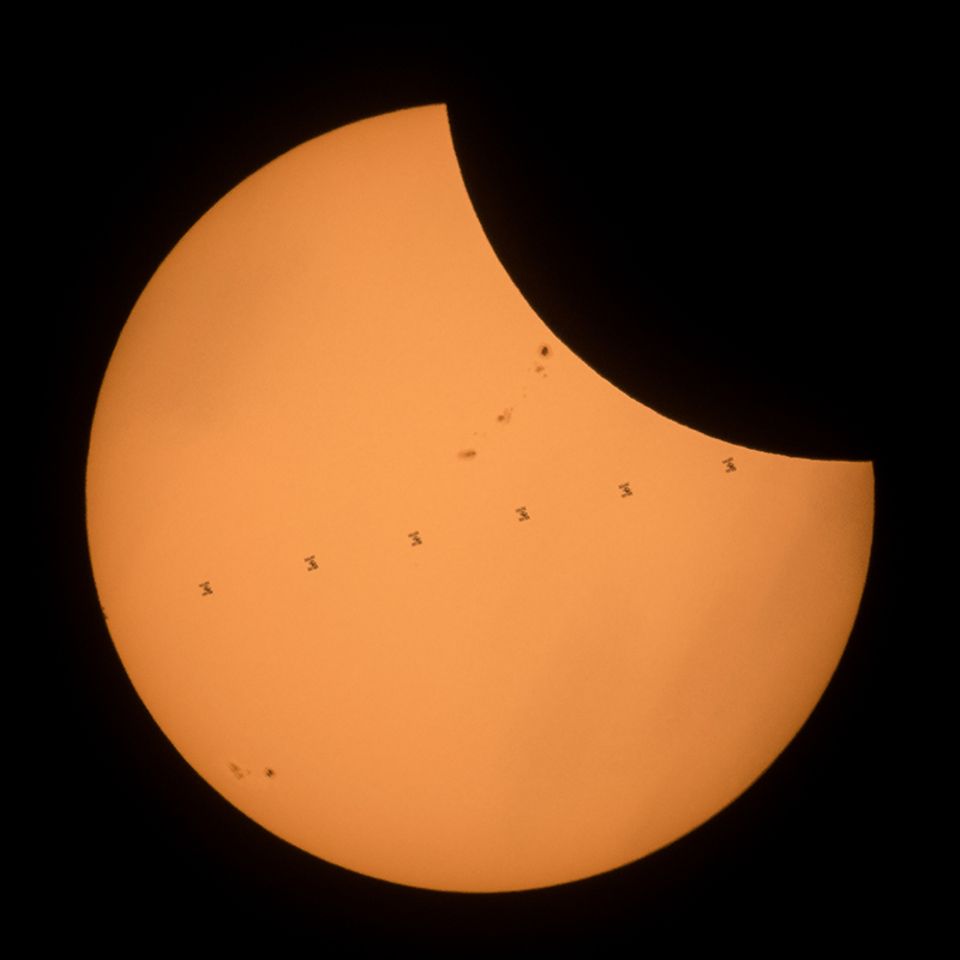 Sonnenfinsternis und ISS Sonnenfinsternis und ISS