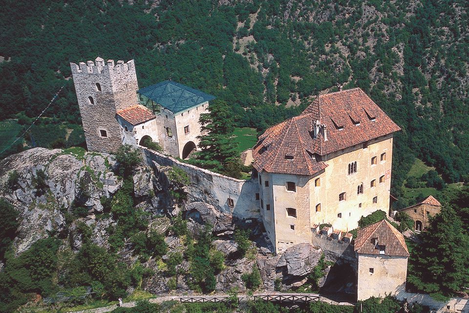 SCHLOSS JUVAL