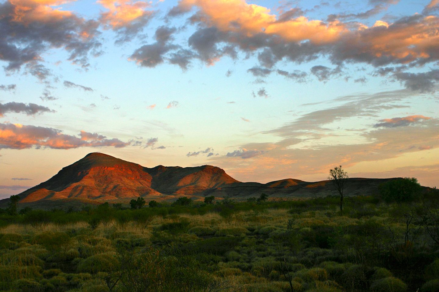 Mount Bruce bei Sonnenuntergang, Karijini Nationalpark