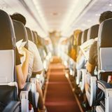 Sitzreihen in einem Flugzeug