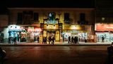 Straße am Abend in Peru