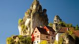 Altes Fachwerkhaus an Jurafelsen, Tüchersfeld