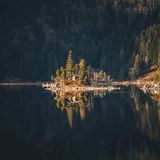 Kleine Insel im Eibsee