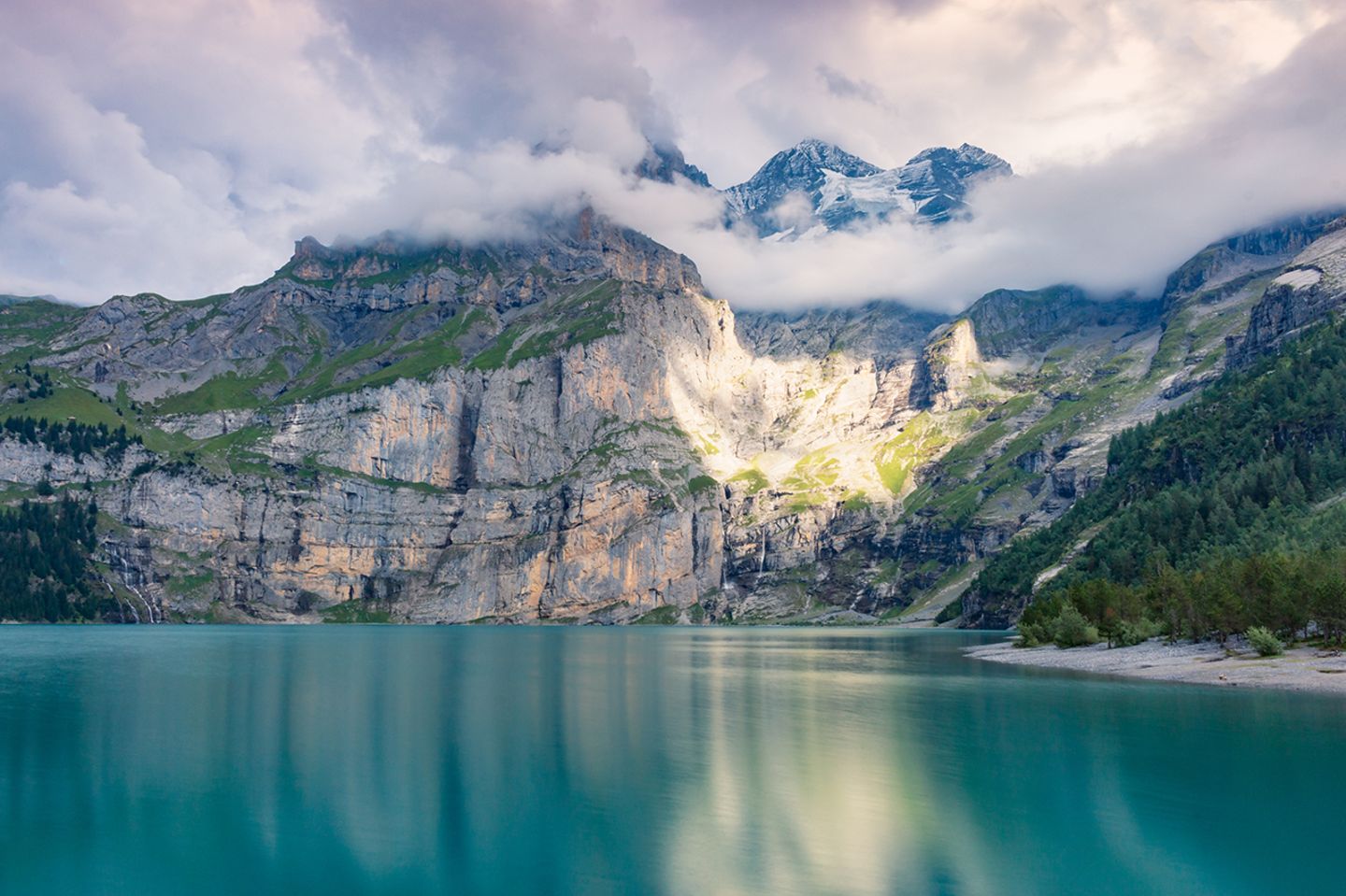 Oeschinensee im Berner Oberland
