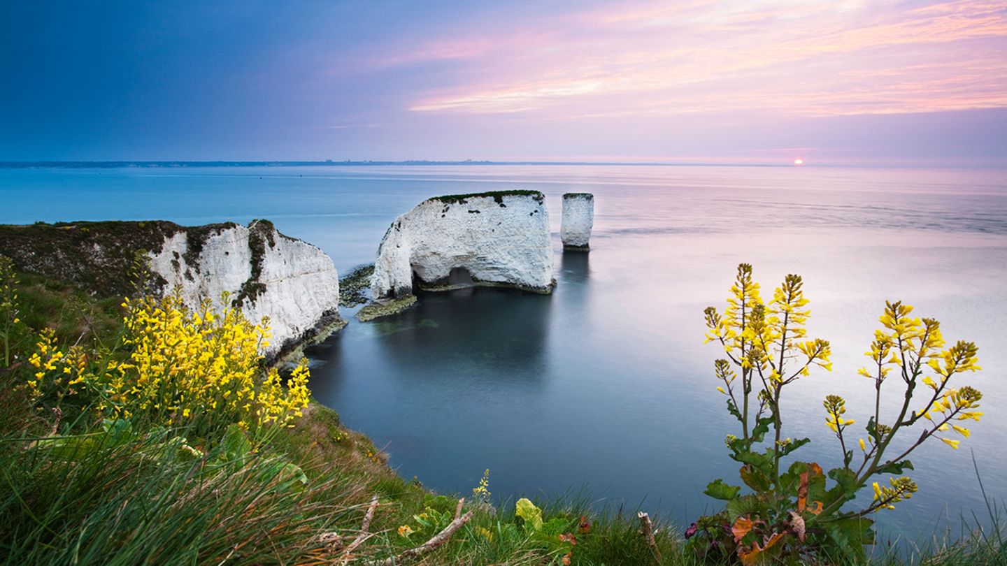 High Rocks England Old Harry Rocks, England: Eine dramatische Küstenlandschaft mit ...