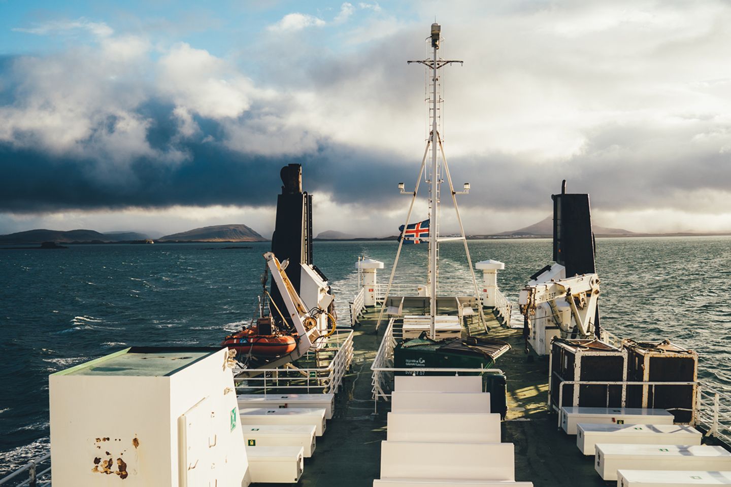 Die Überfahrt auf die Westfjorde Fährfahrt auf Island