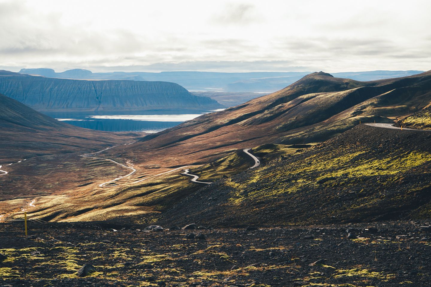 Serpentinen auf Island