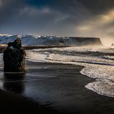 Arnardrangur, Island