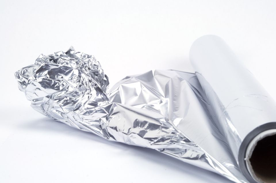 Alufolie Löst Sich Auf Giftig Endlich verstehen: Warum Sie Lebensmittel nicht in Aluminiumfolie