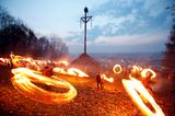 Traditionelles Osterfeuer auf 7 Hügeln rund um Attendorn, Sauerland