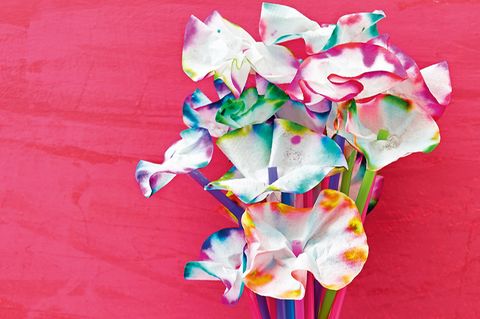 Blumen aus Kaffeefiltern
