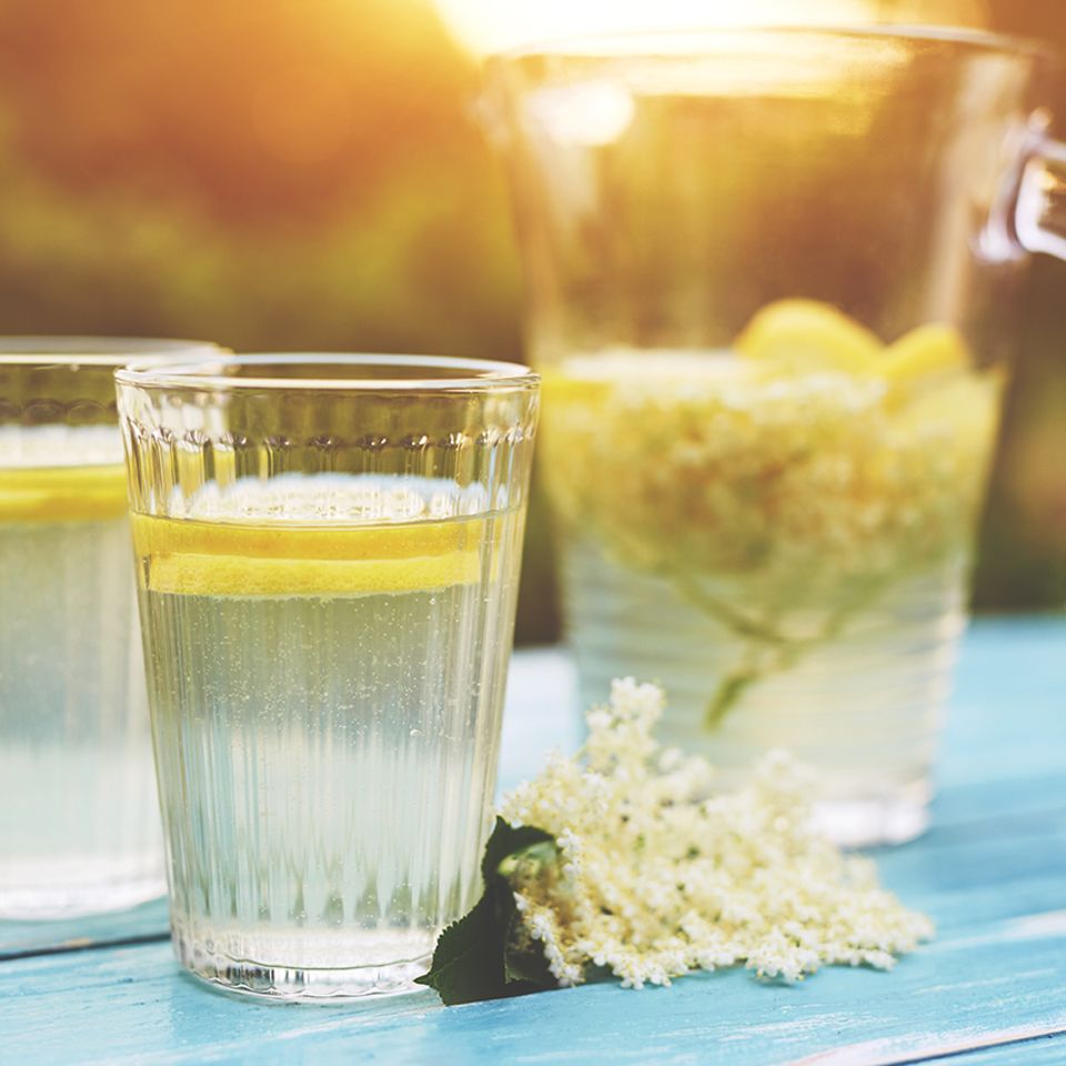 Holunderblütensirup