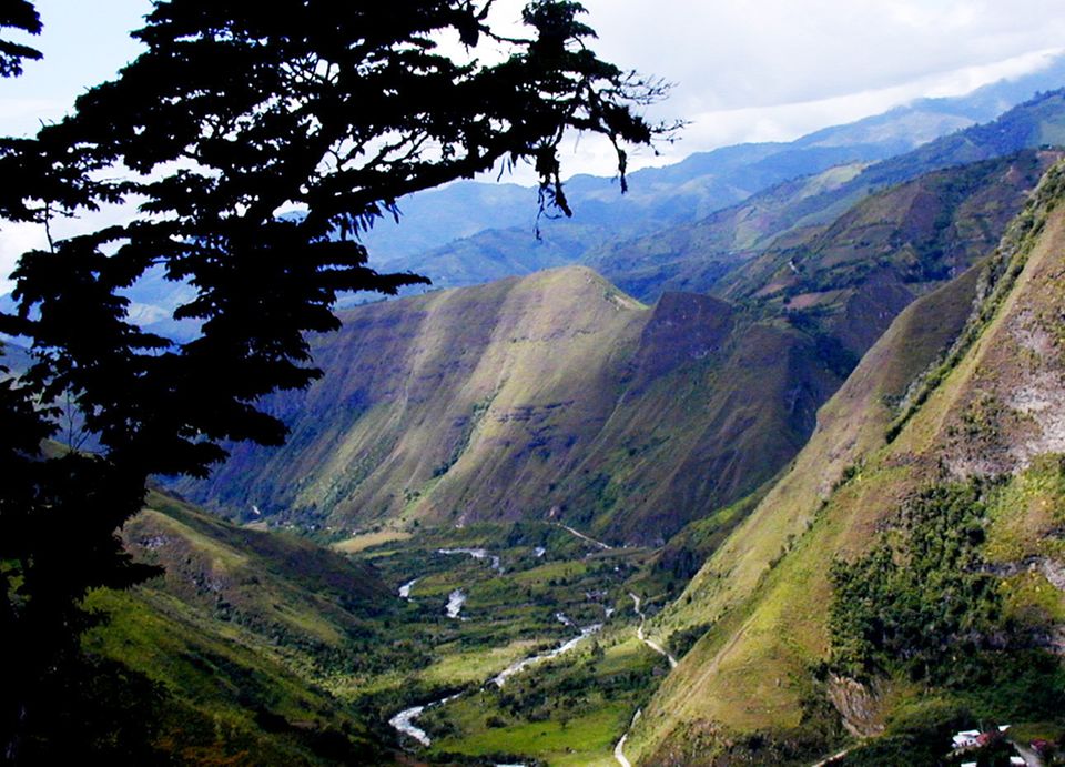 Der Río Intag in Apuela, Ecuador