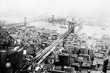Brooklyn Bridge, 1916