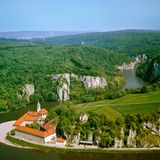 Naturpark Altmühltal: Weltenburger Kloster beim Kelheimer Donaudurchbruch