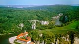 Naturpark Altmühltal: Weltenburger Kloster beim Kelheimer Donaudurchbruch
