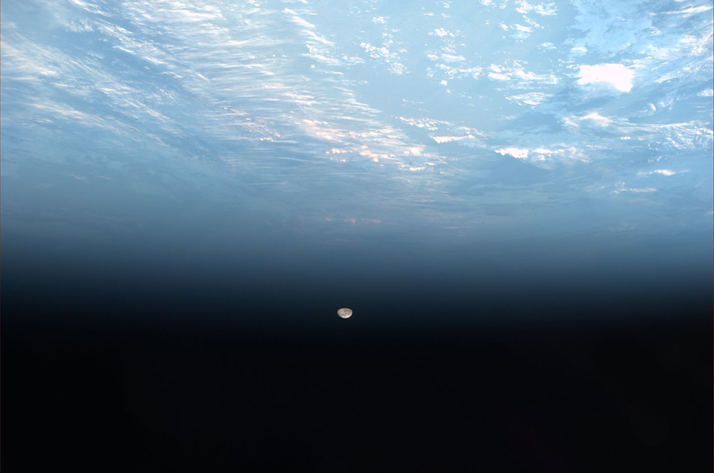 Mondaufgang fotografiert von Alexander Gerst